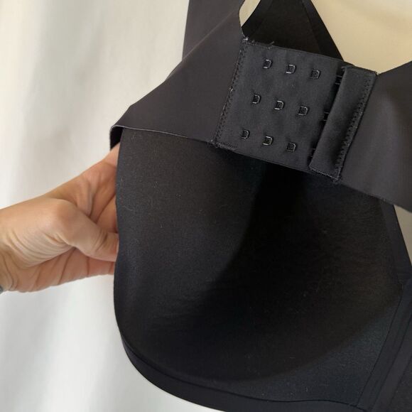 Soma Vanishing 360 Wireless Bra Women's 42D Solid Black Padded Adjustable - Picture 9 of 9